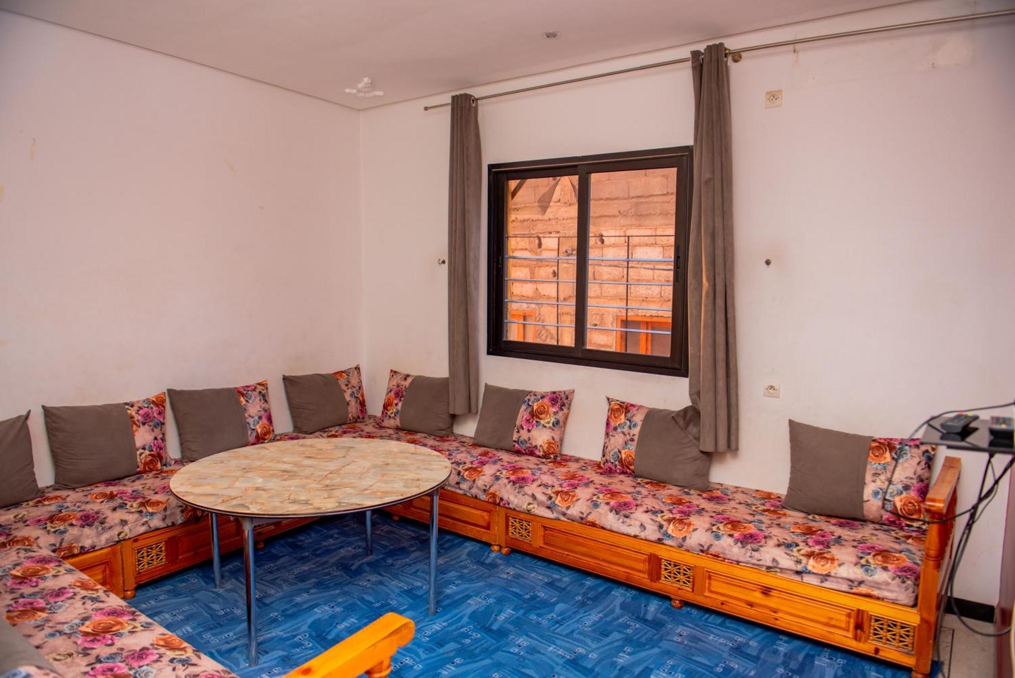 Appartement Afgo Ouarzazate Exteriör bild